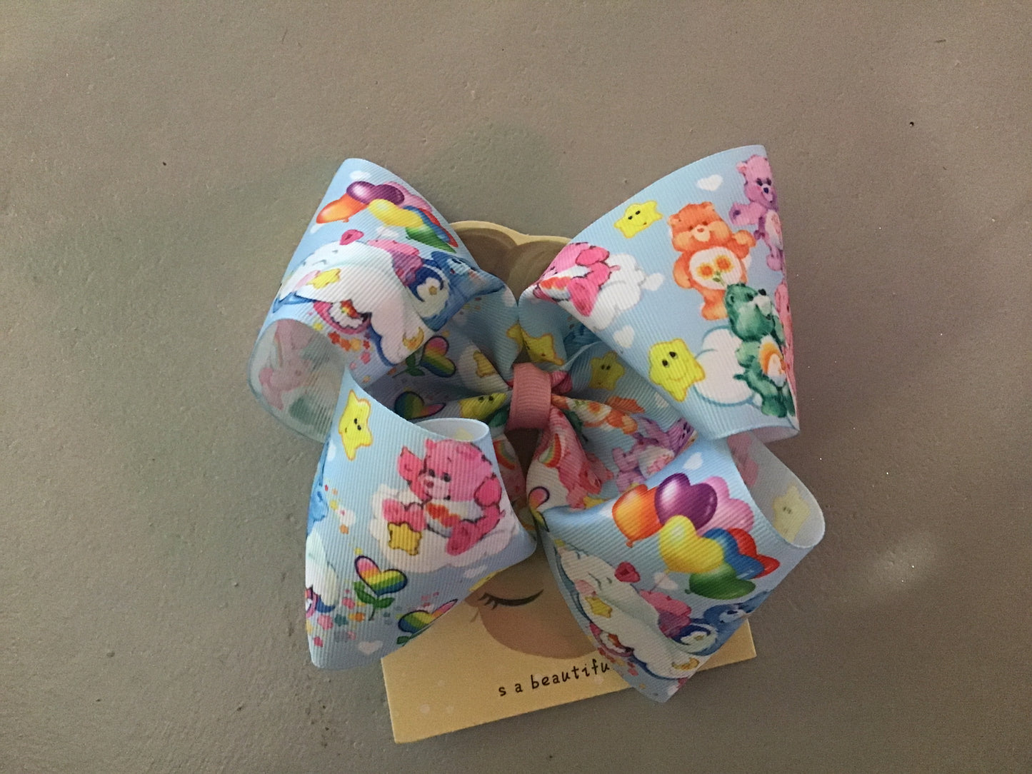 Cartoon Bears Bow
