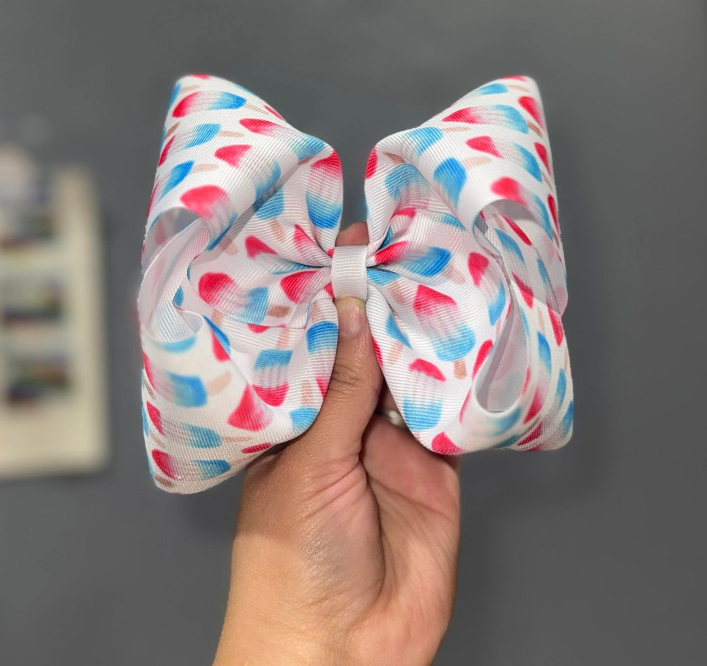 Bomb Popsicle Bow