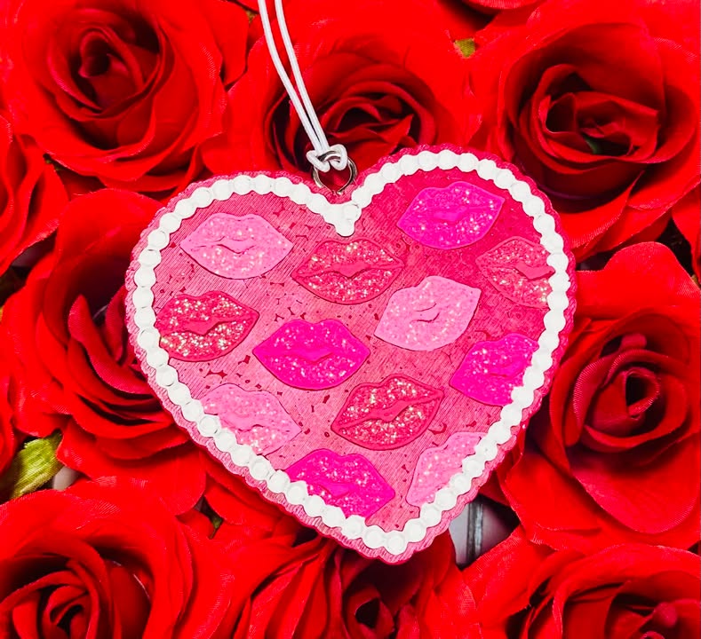Lips Heart- Butt Naked