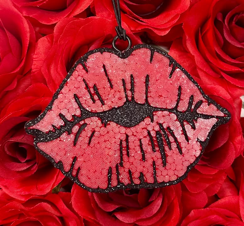 Red Pucker- Lavender Fabuloso
