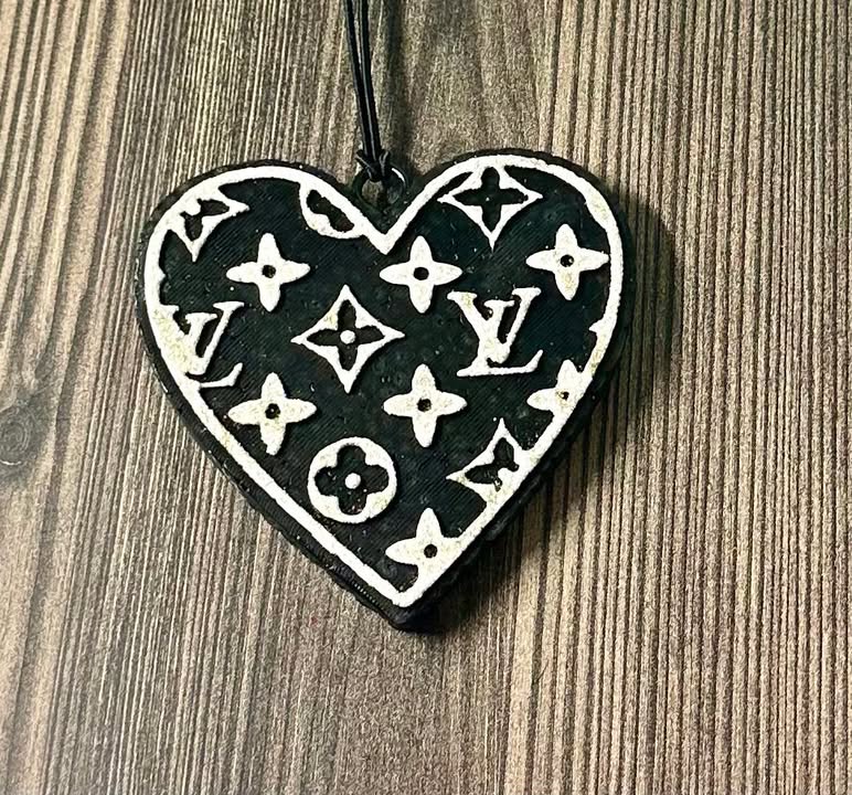 LV Heart- Champagne Toast