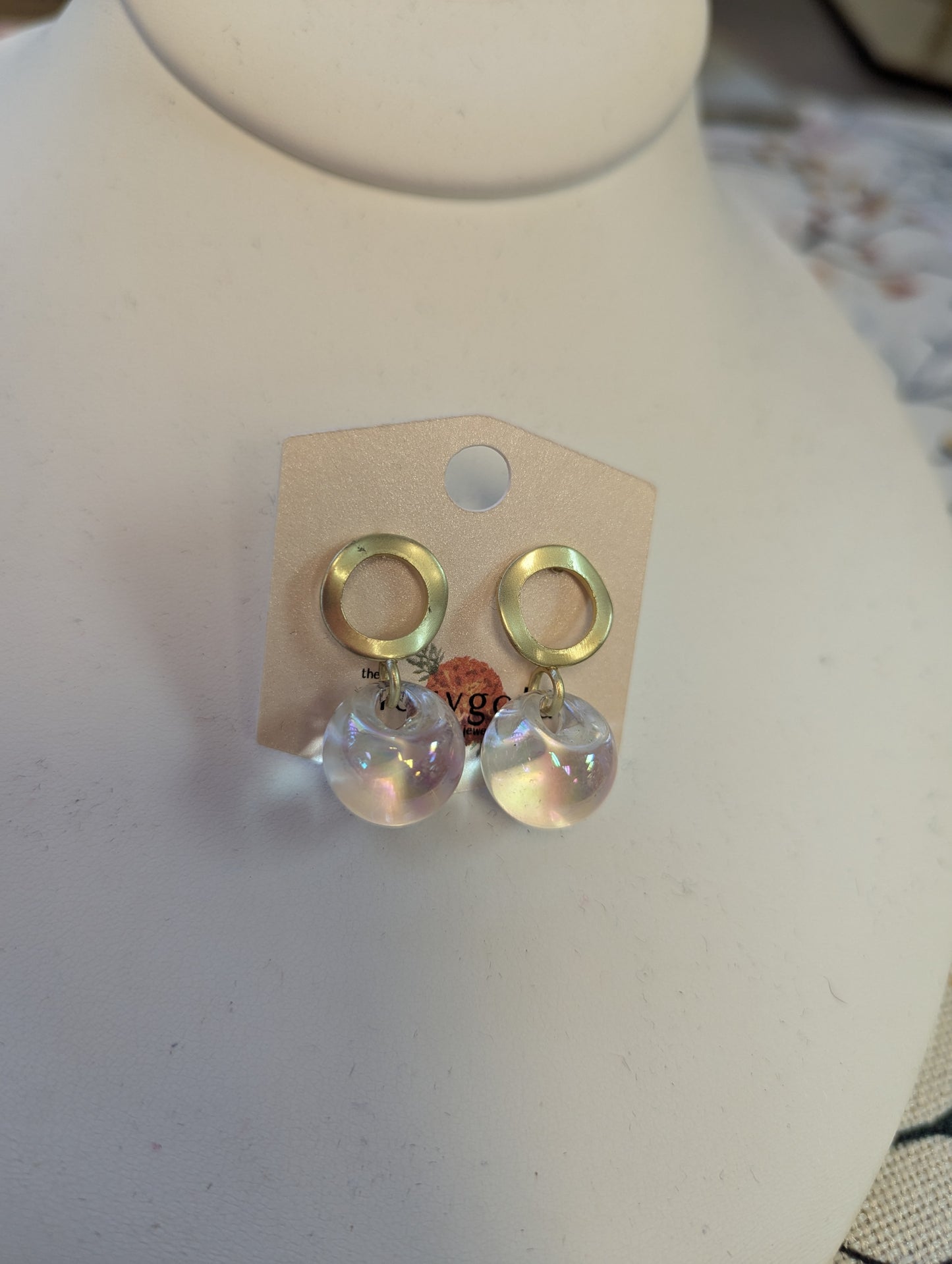 MG New Dangle E008