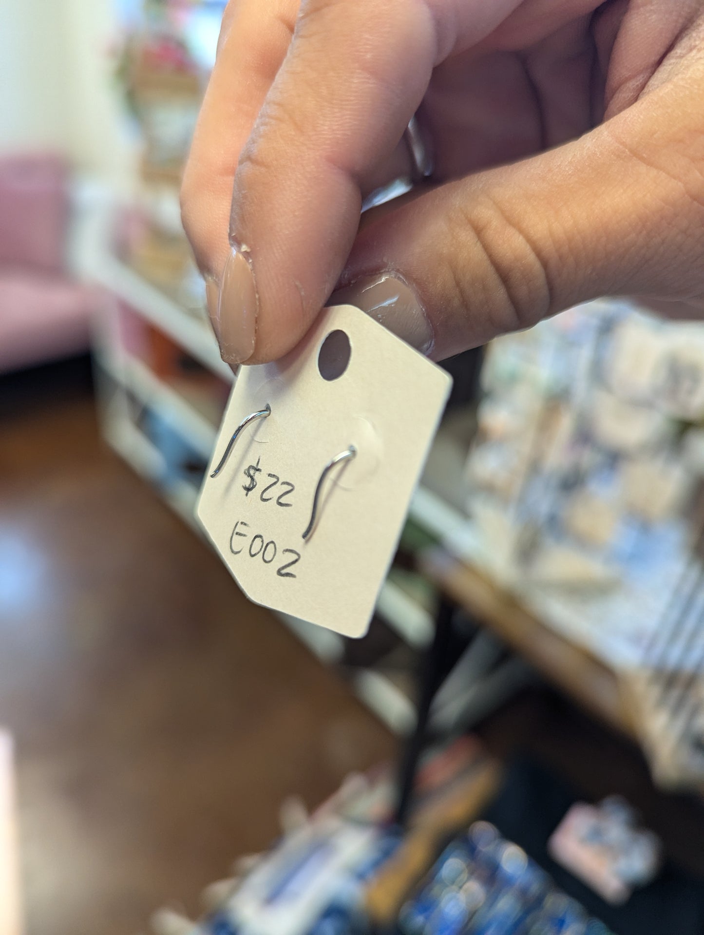 Dainty E002