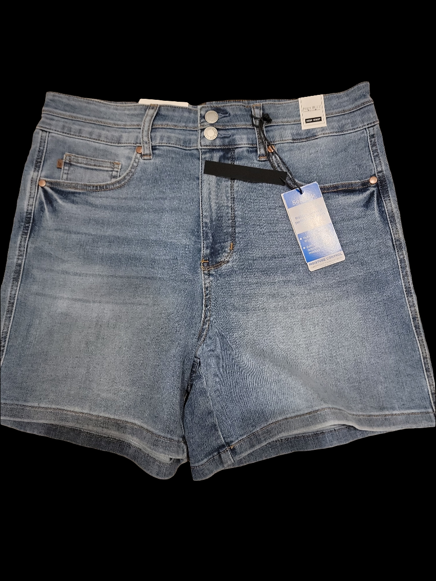 Judy Blue 2 Button Cooling
