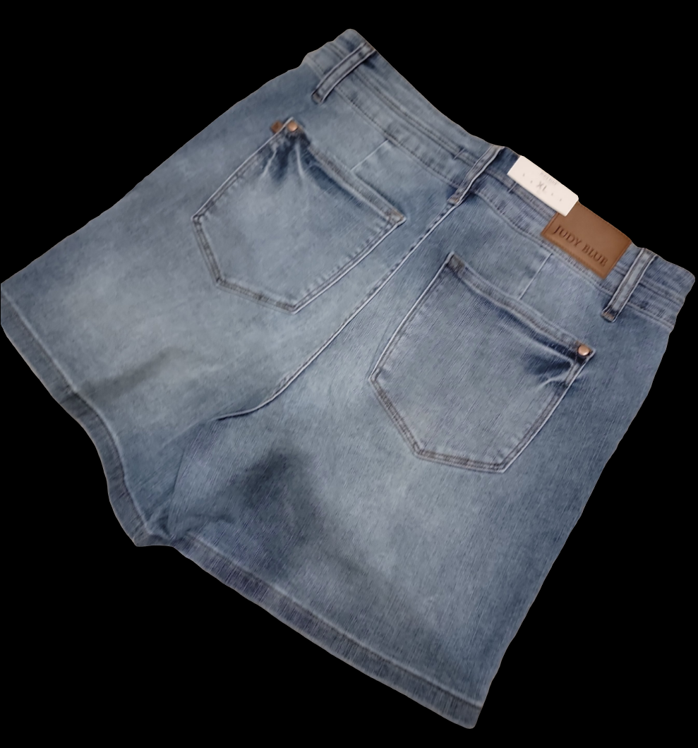 Judy Blue 2 Button Cooling