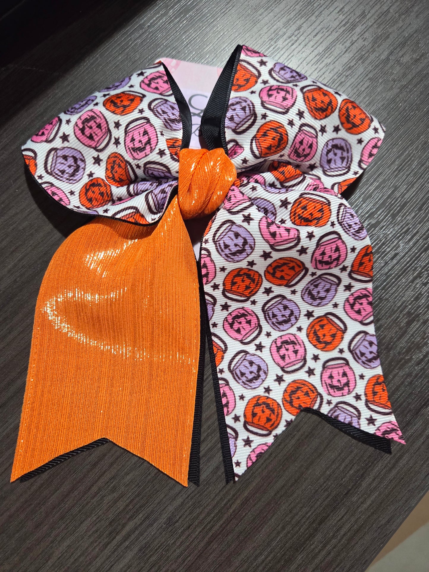 Pumpkin Basket/Shiny Cheer Bow
