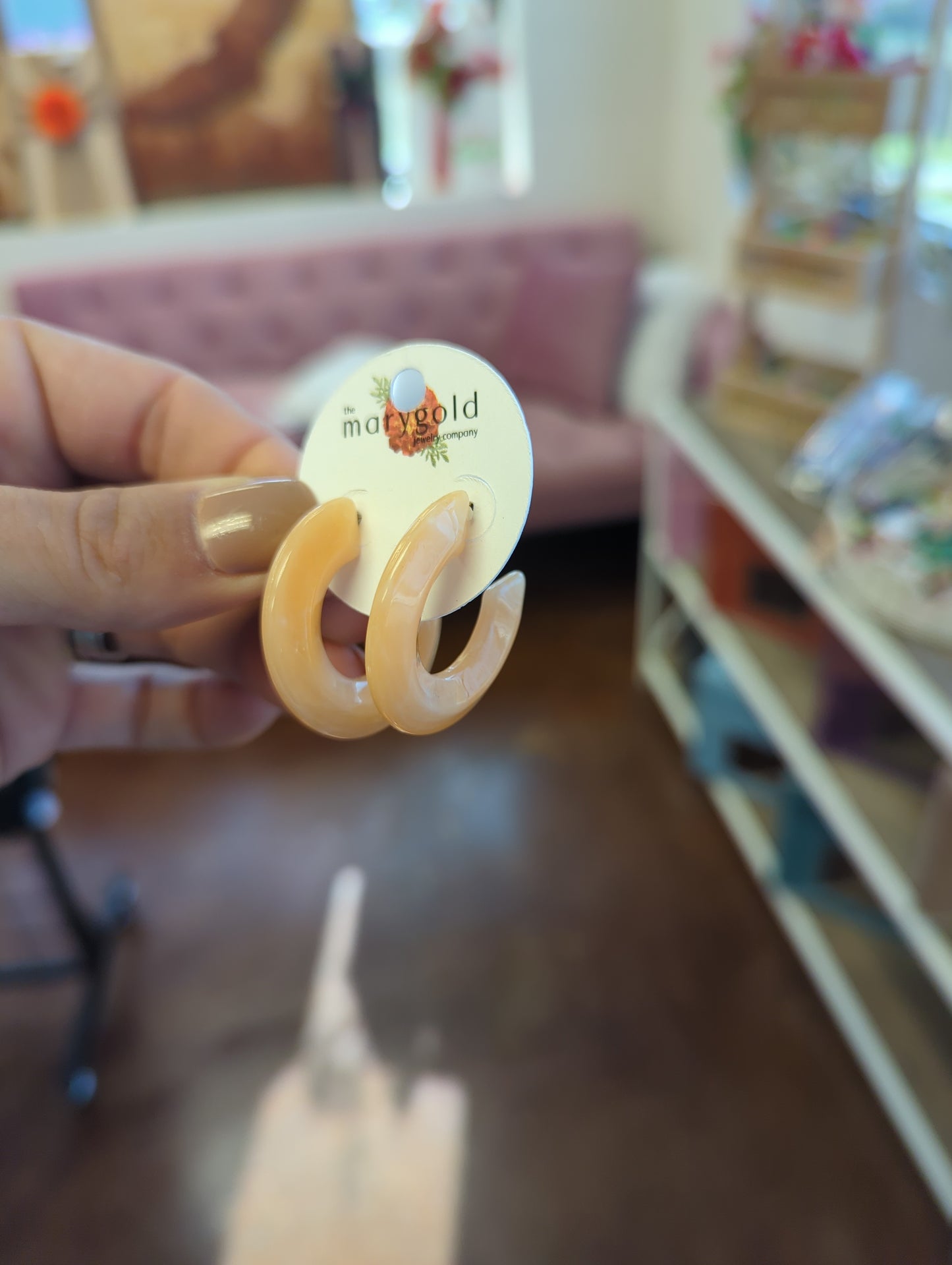 Resin Hoop E057