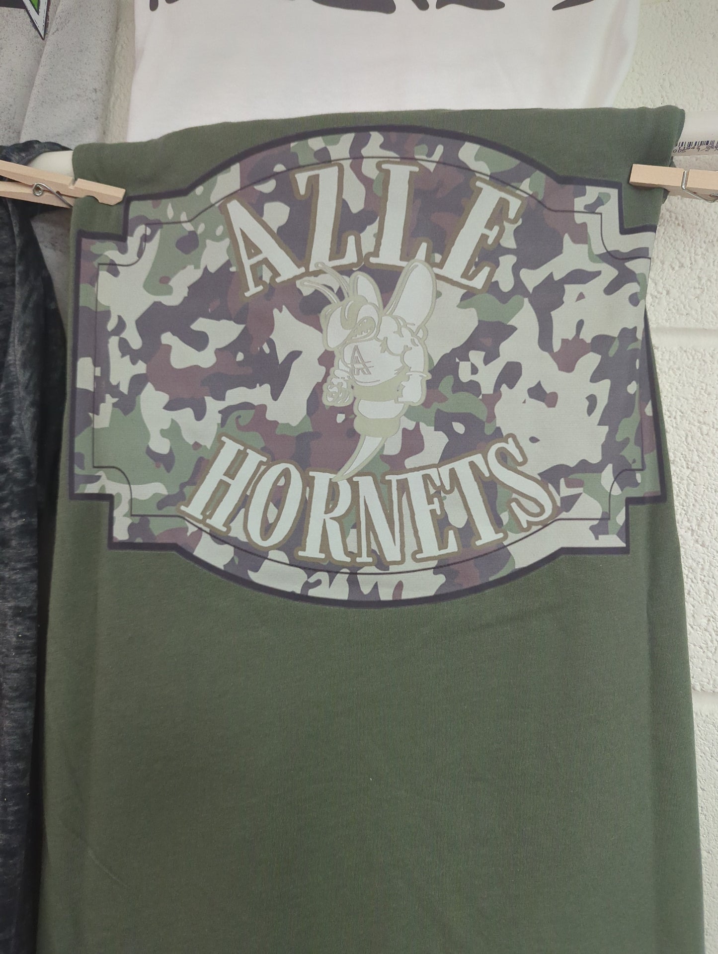 YOUTH Camo Azle