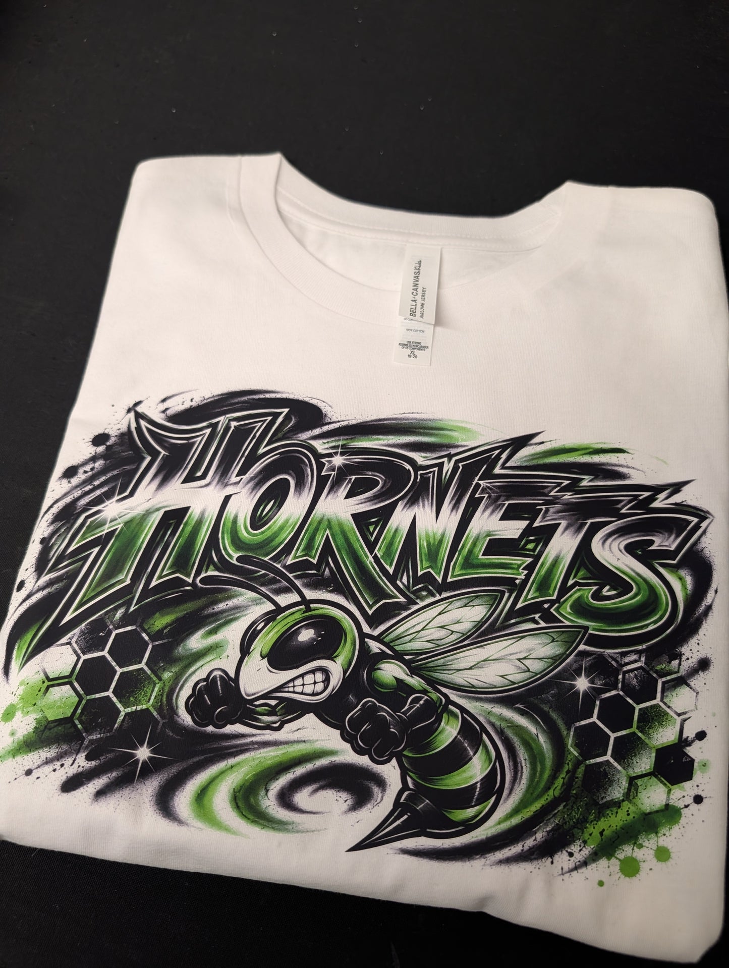 Airbrush Hornets