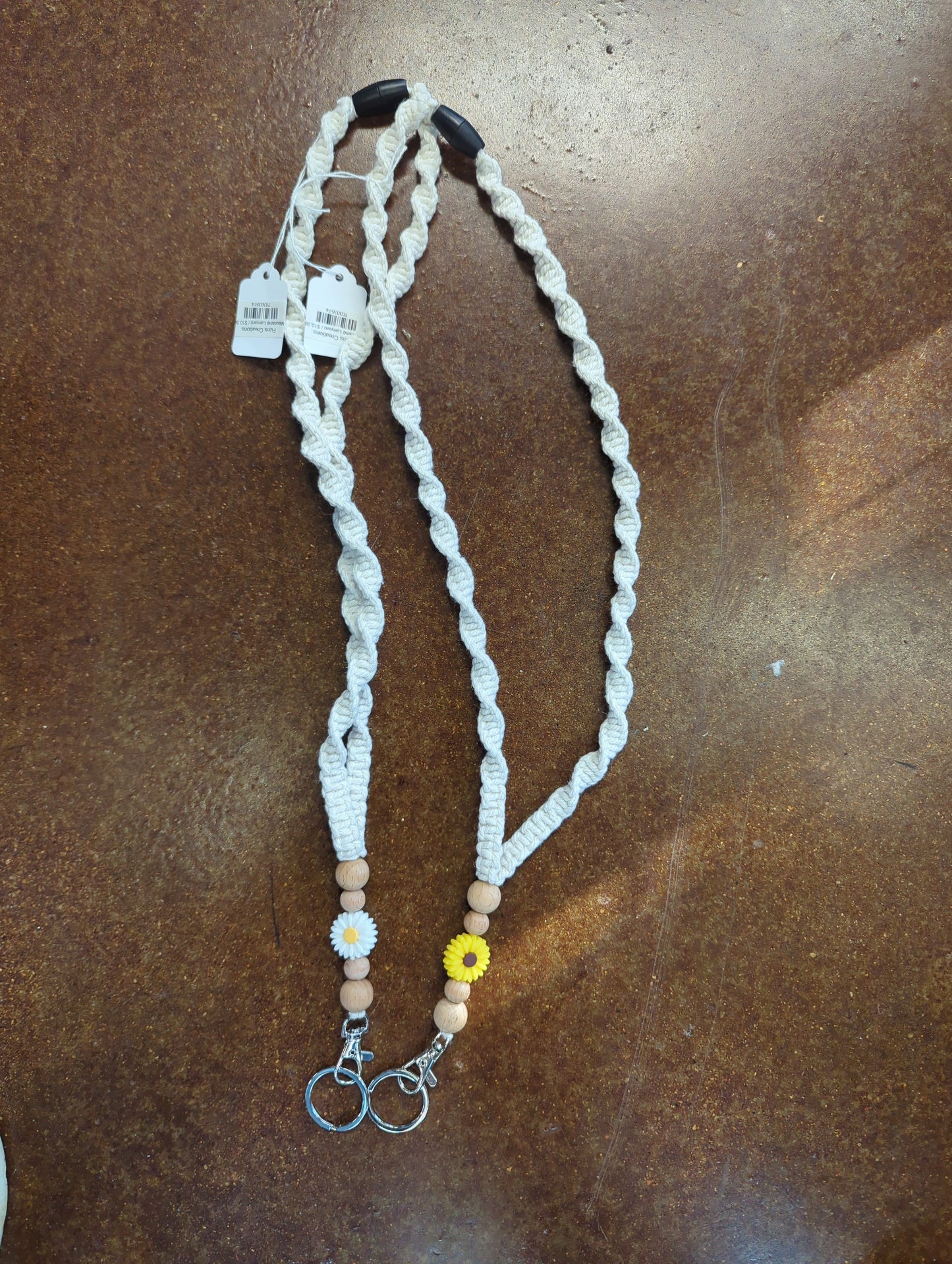 Macramé Lanyard