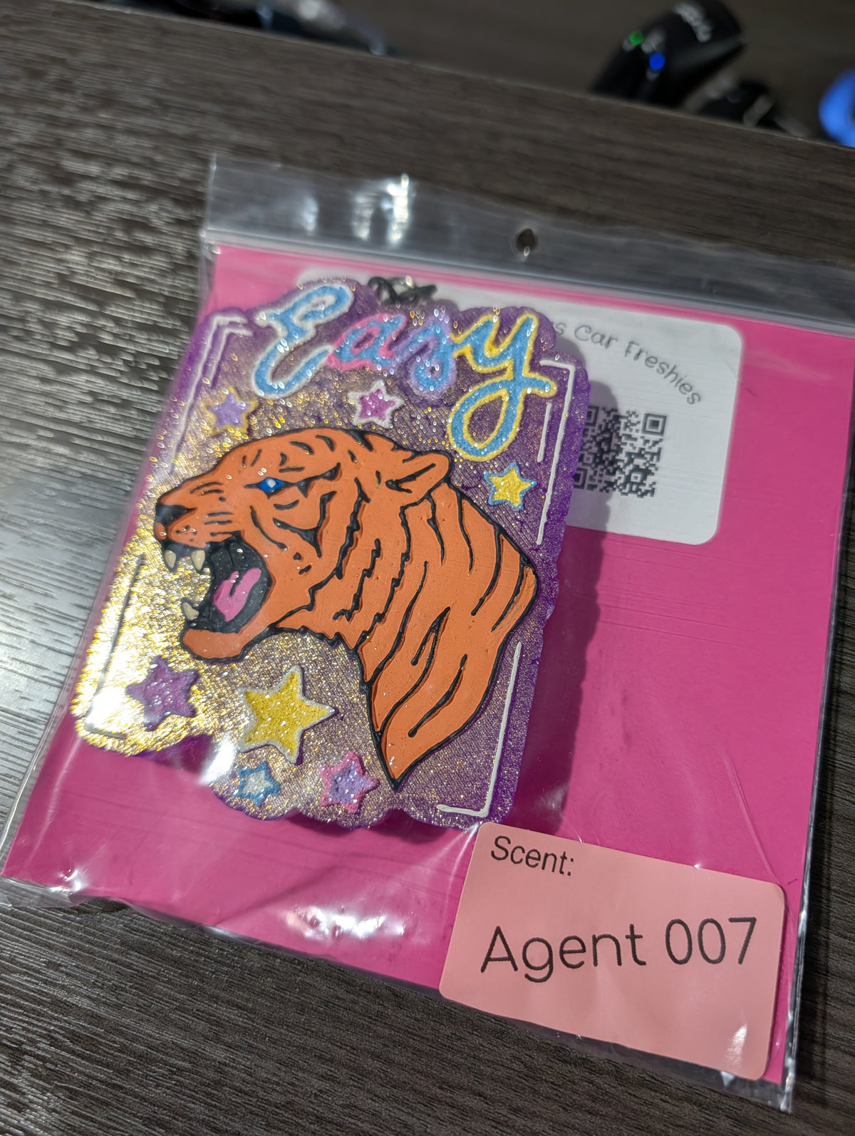 Easy Tiger - Agent 007