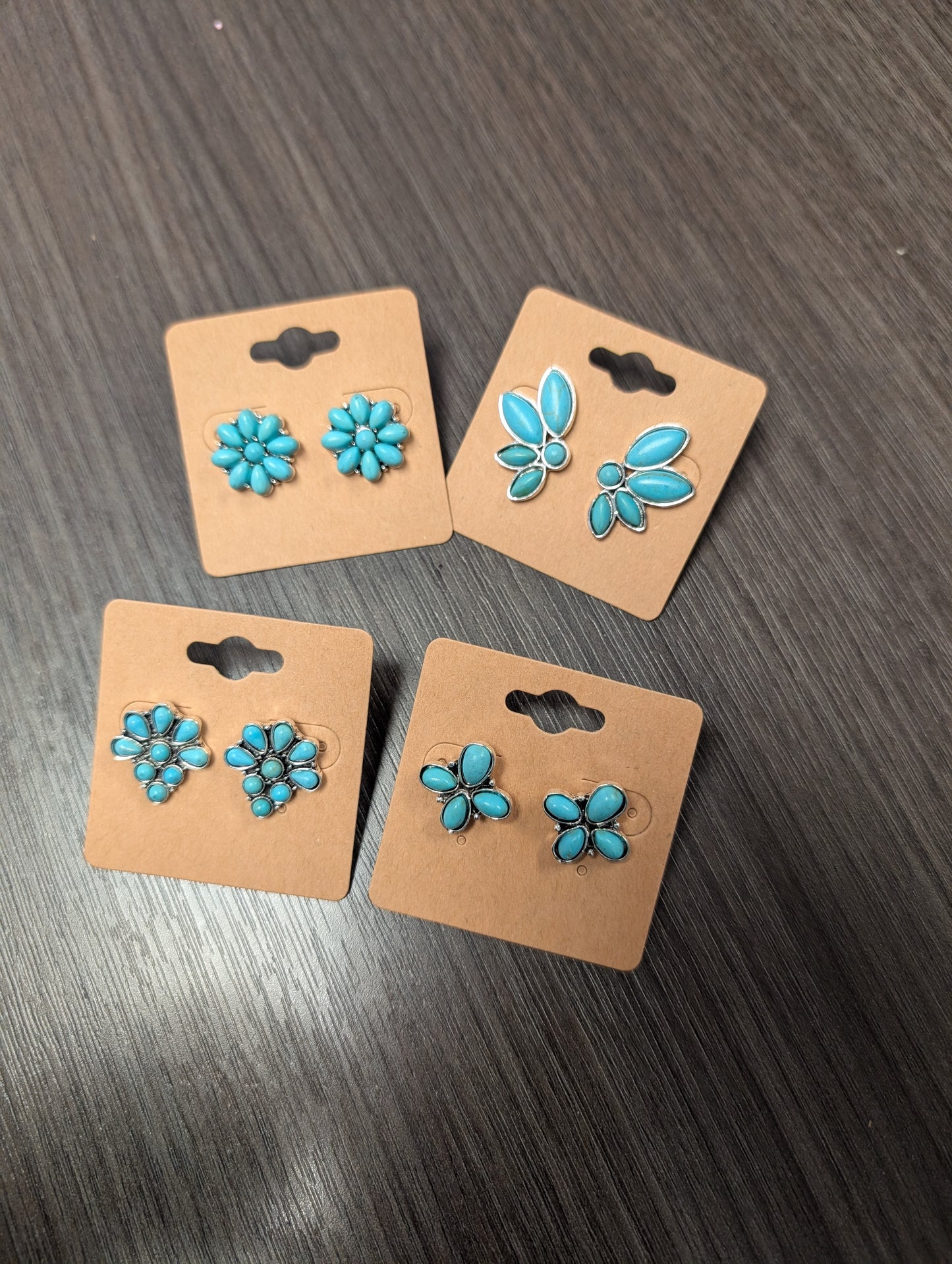 Turquoise Stud - Med
