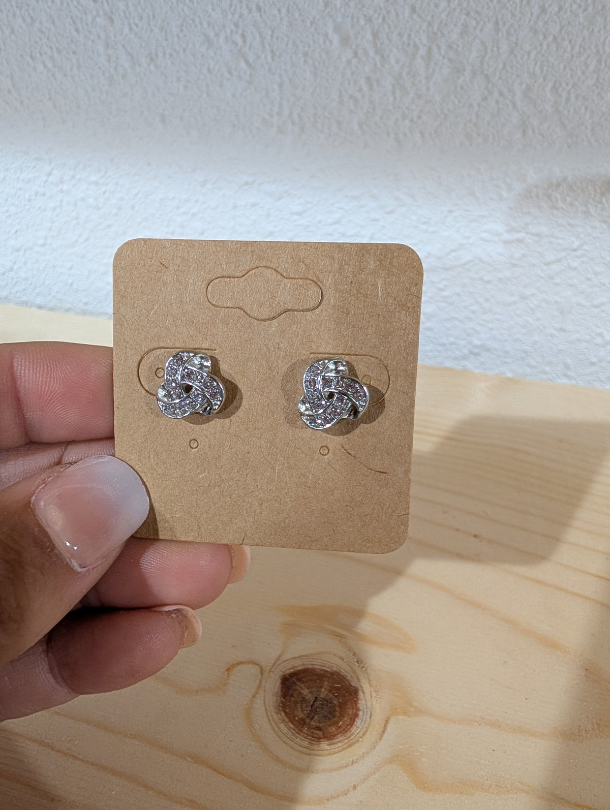 Knot Stud