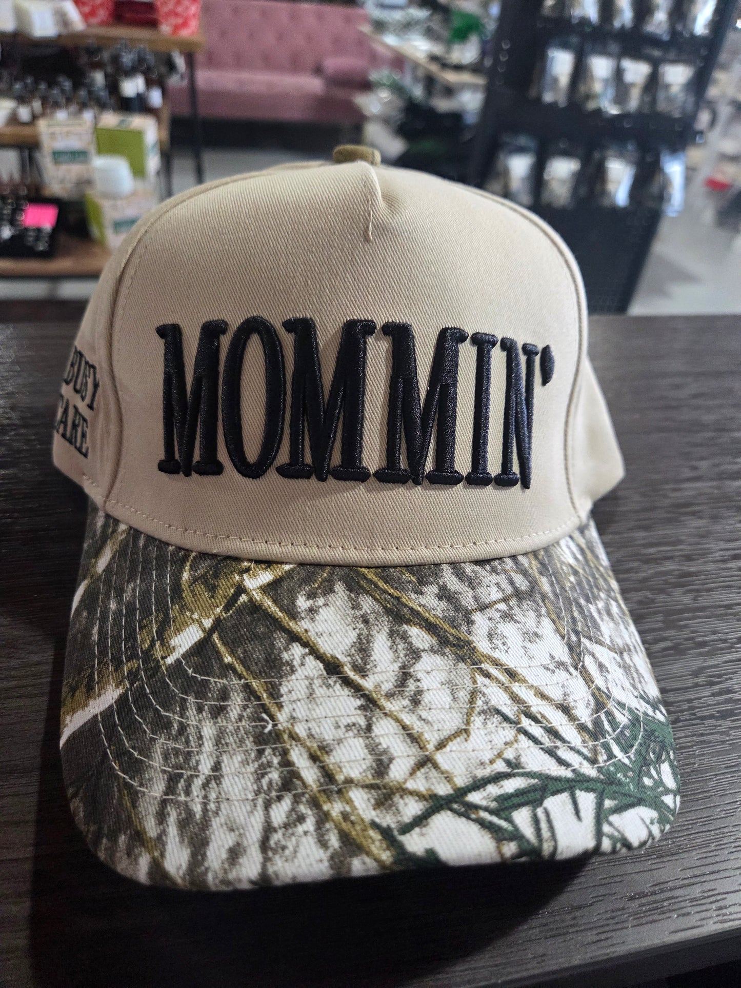 Mommin' - Camo