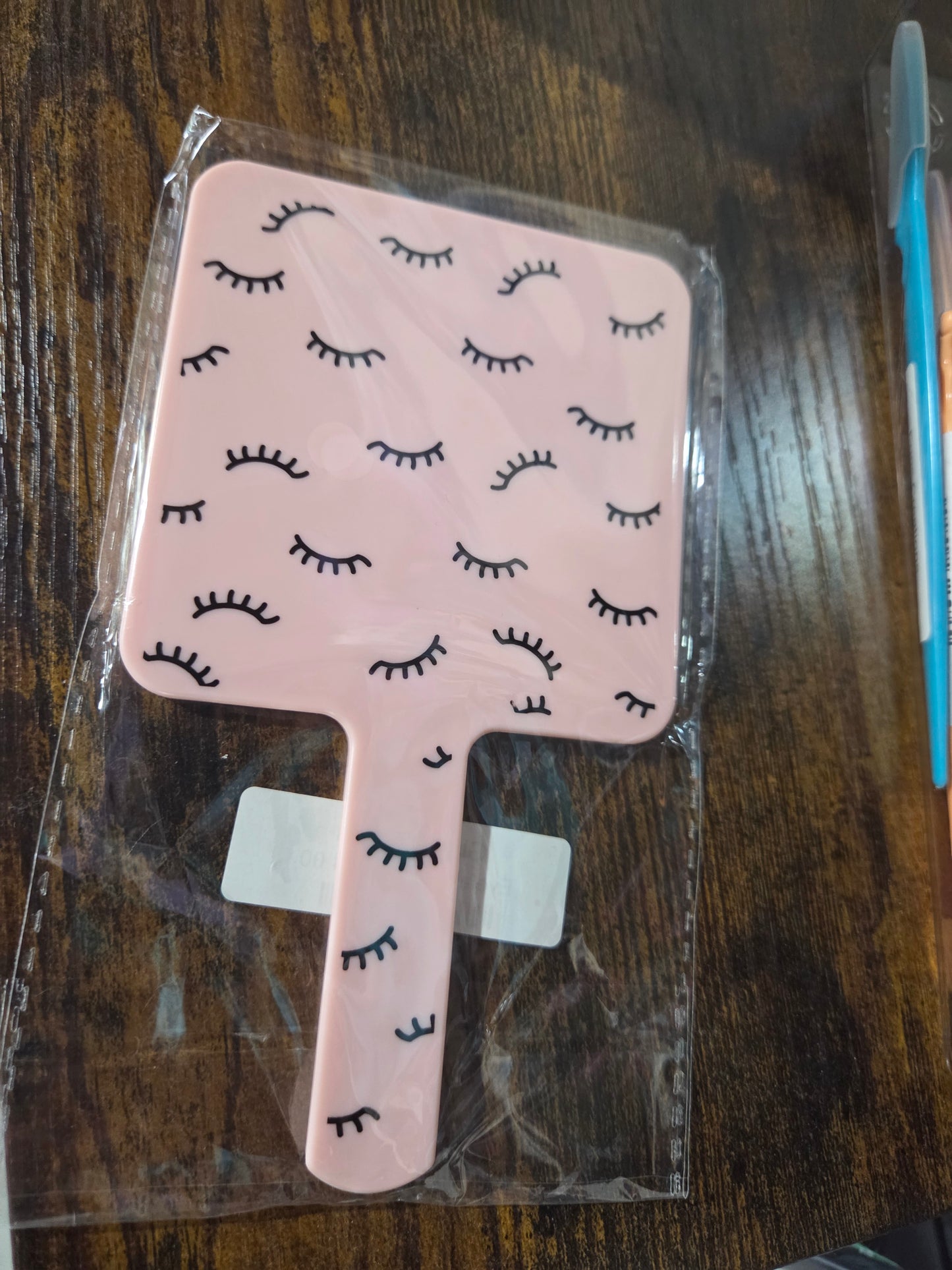 Eyelash Mirror