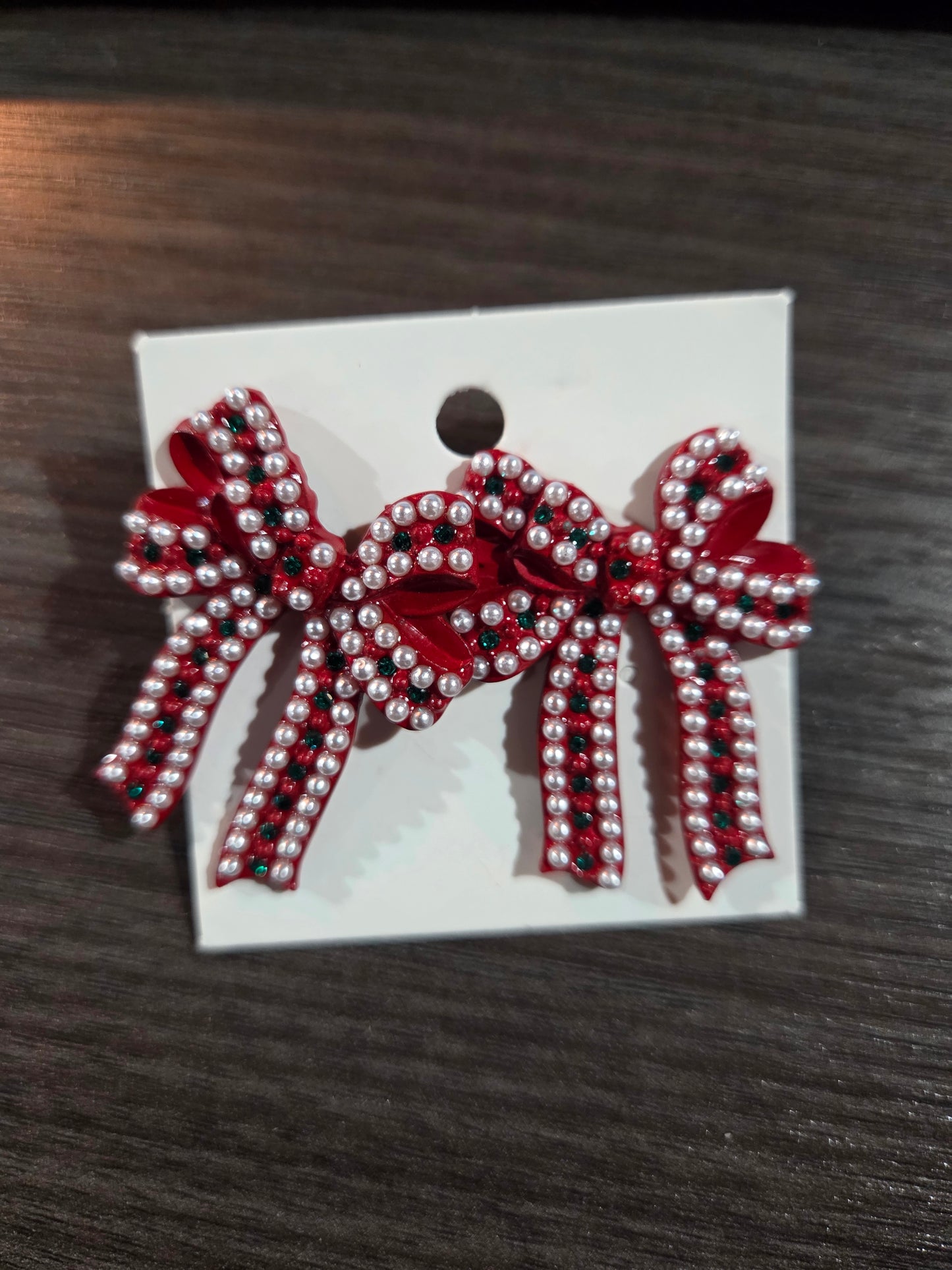 Red Bow W/ Pearls