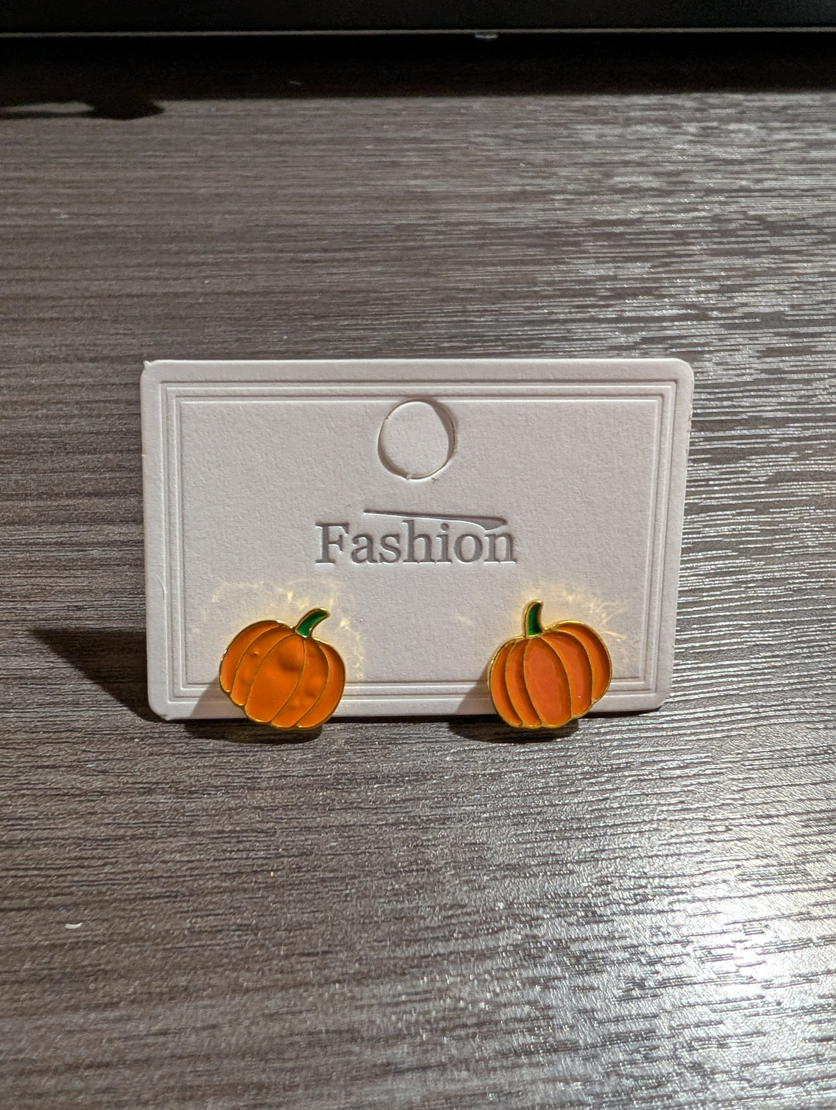 Pumpkin Stud