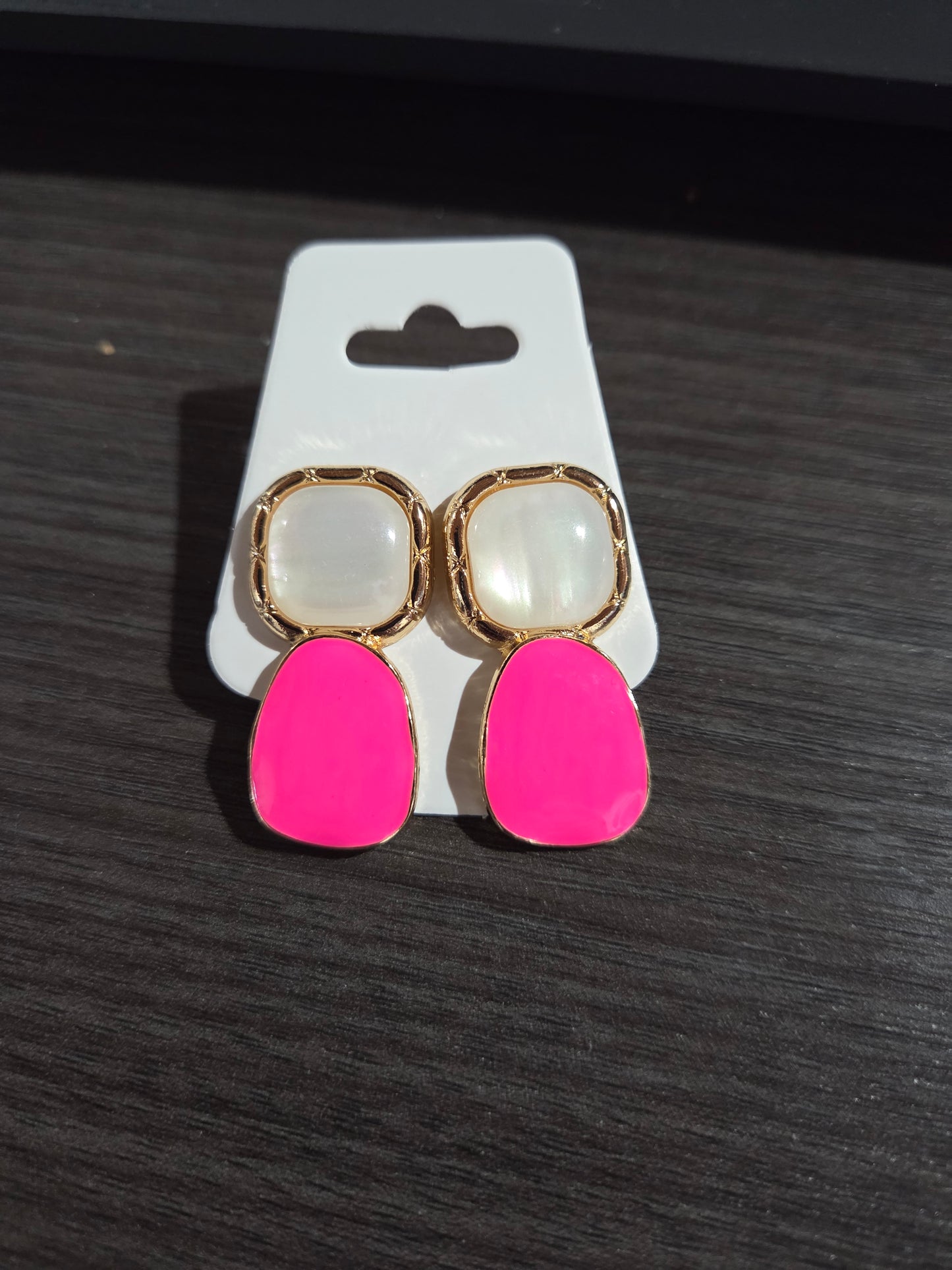 White/Pink Dangle