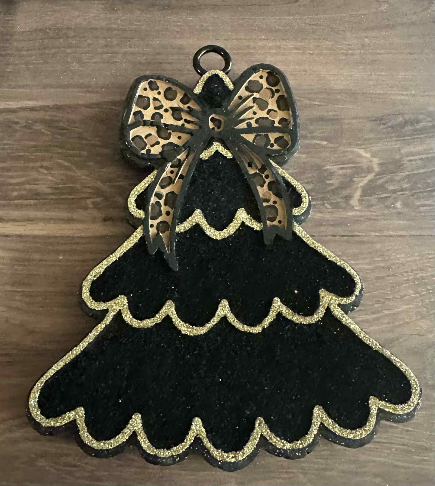 Leopard Bow Tree - Diva