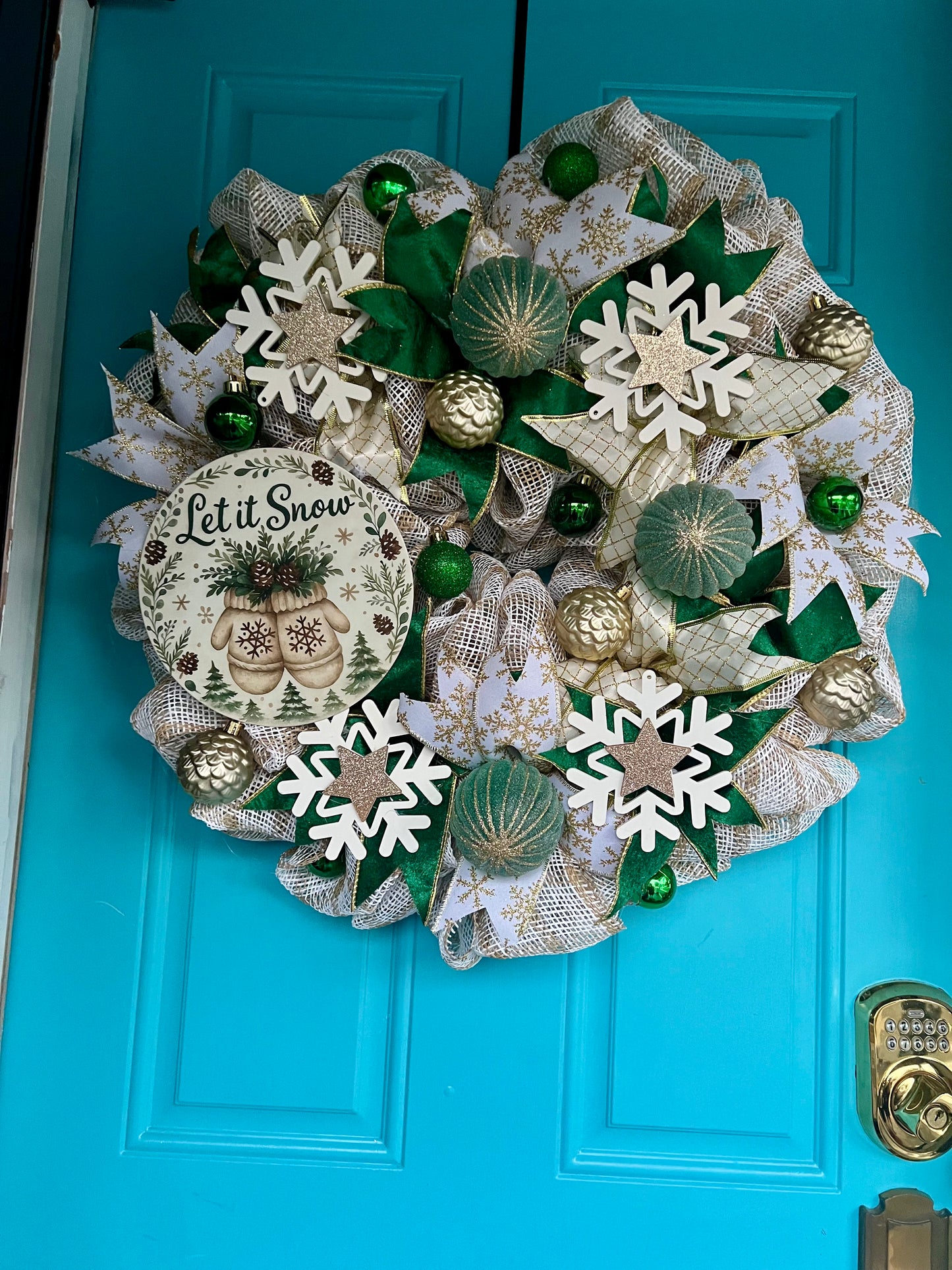 Let It Snow Green Wreath
