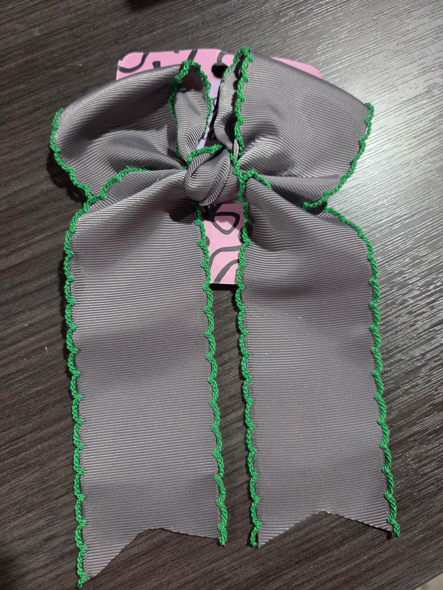 Grn/Grey Long Stitch Bow