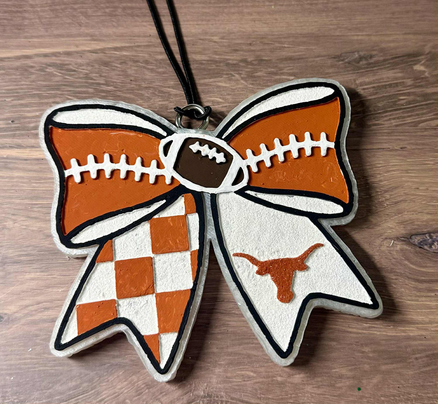 UT Bow - Leather and Lace