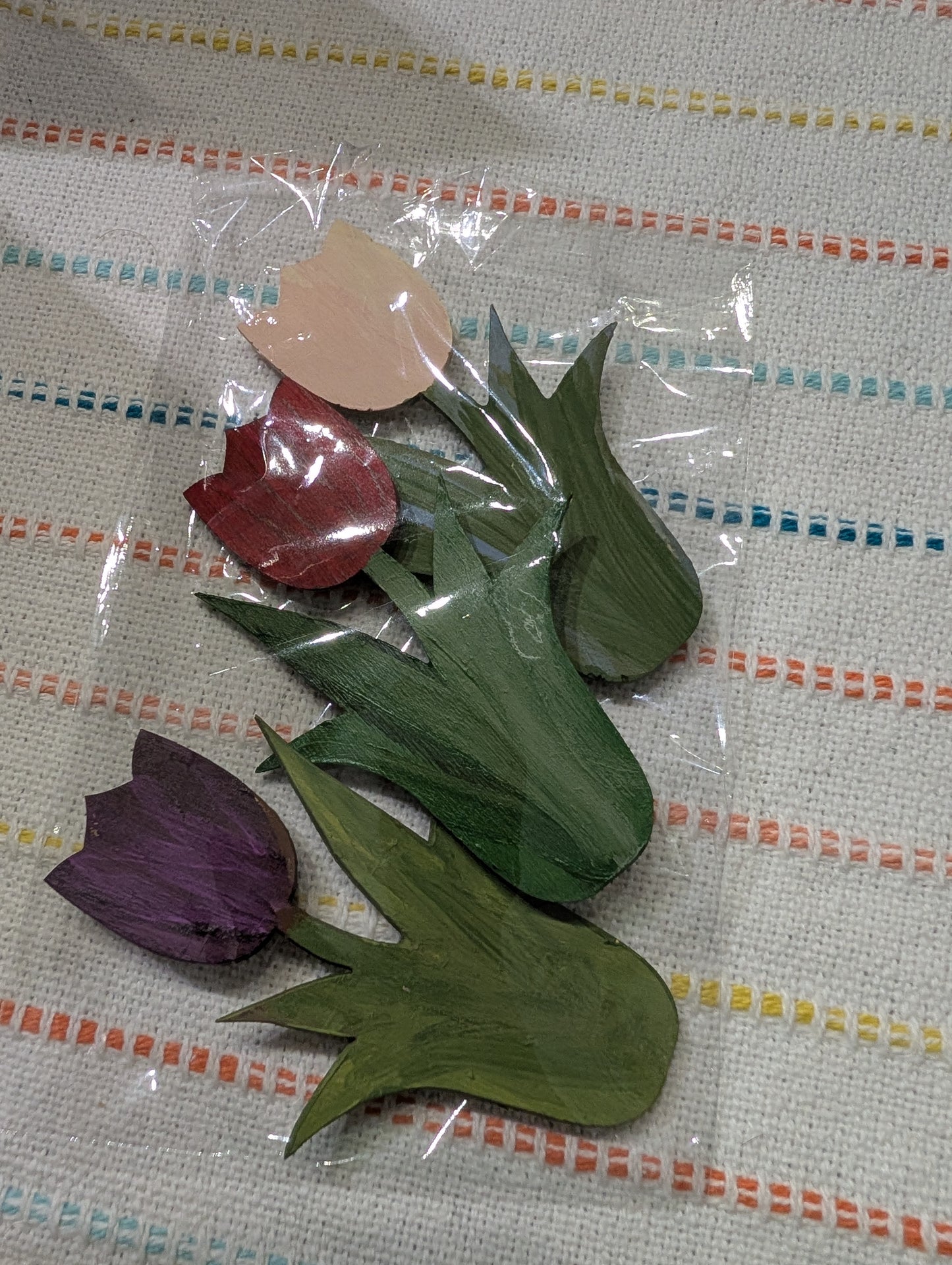3 Wood Flower Magnets
