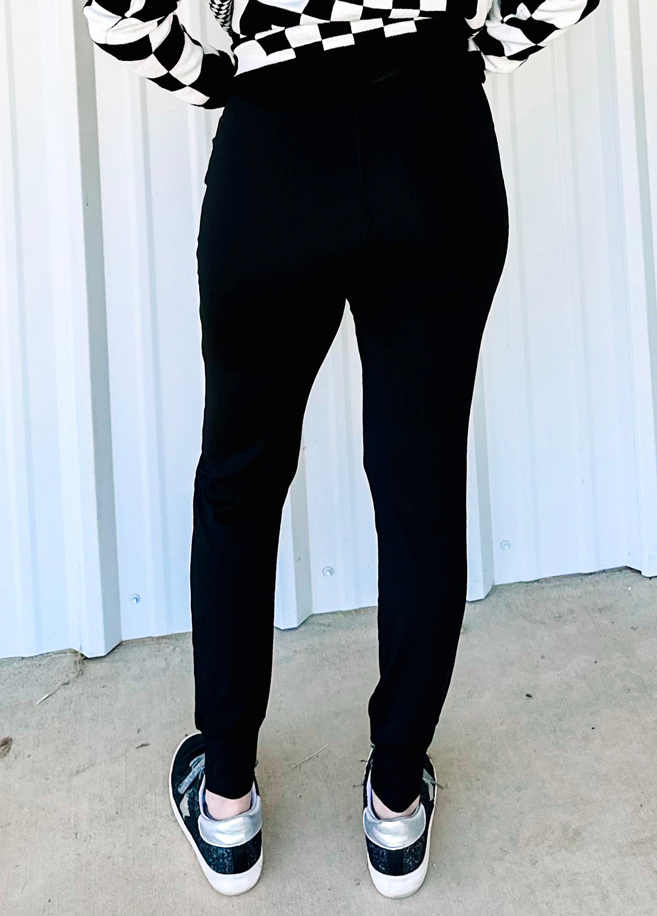 BLACK JOGGERS