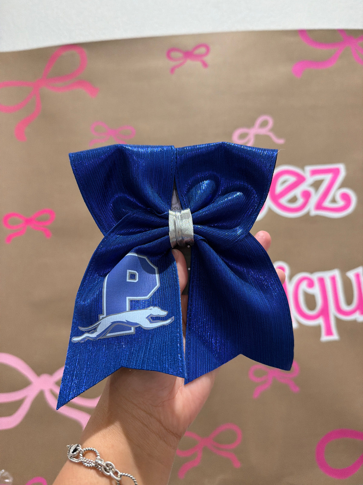 Mascot cheer bow