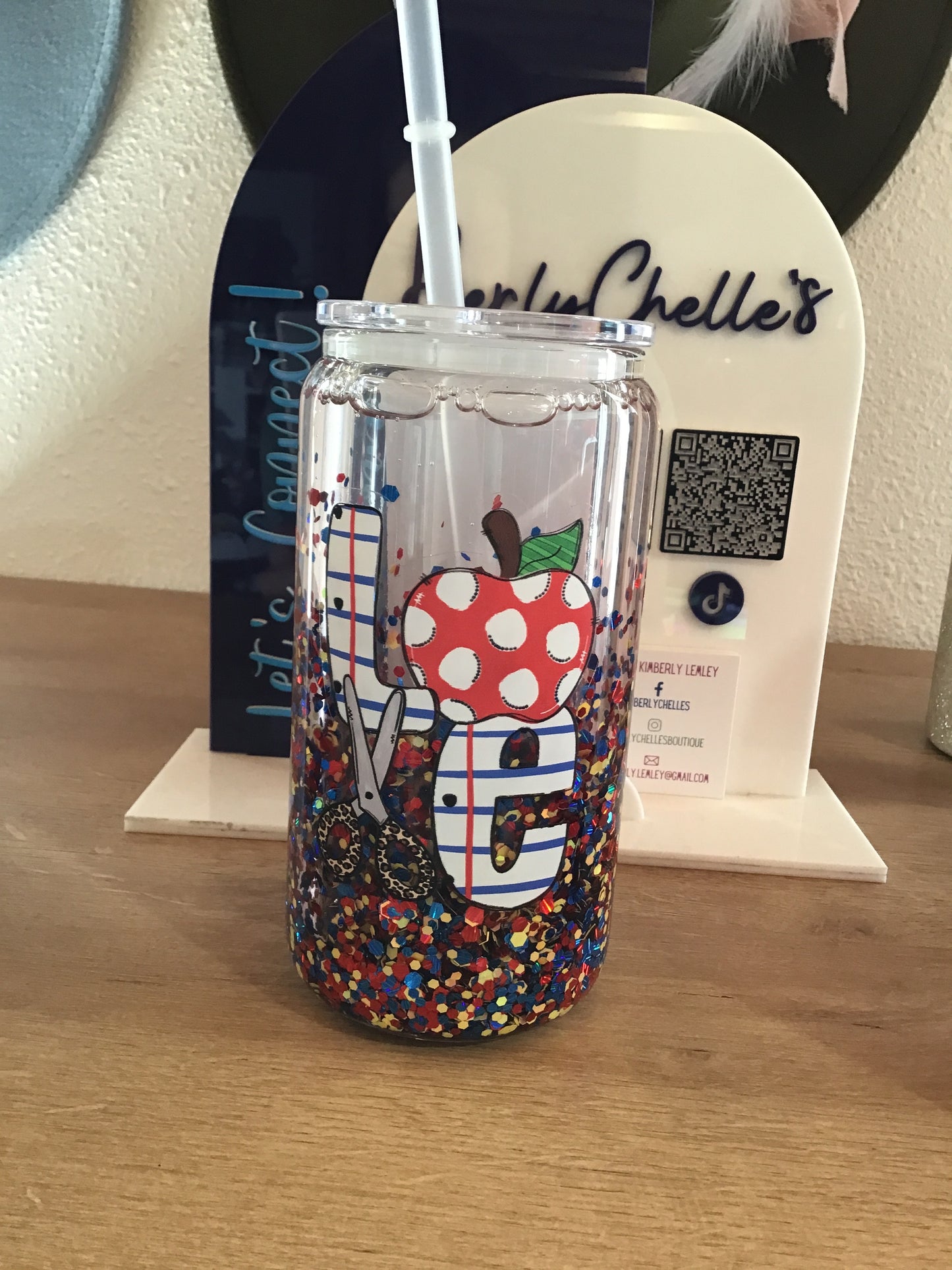 16 oz Snowglobe Love Teacher