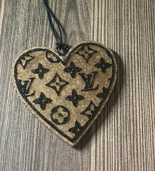 LV Heart- Diva