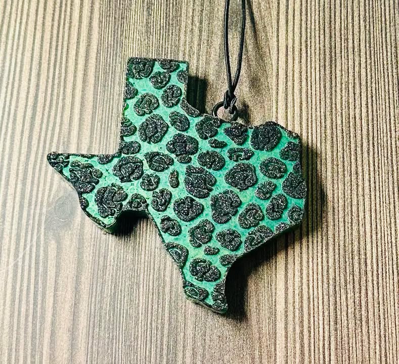Leopard TX- Vanilla Bean