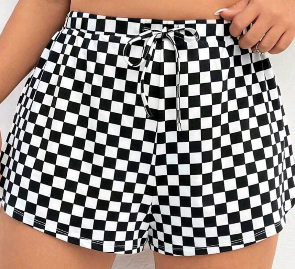 Plus Size Checkered Shorts