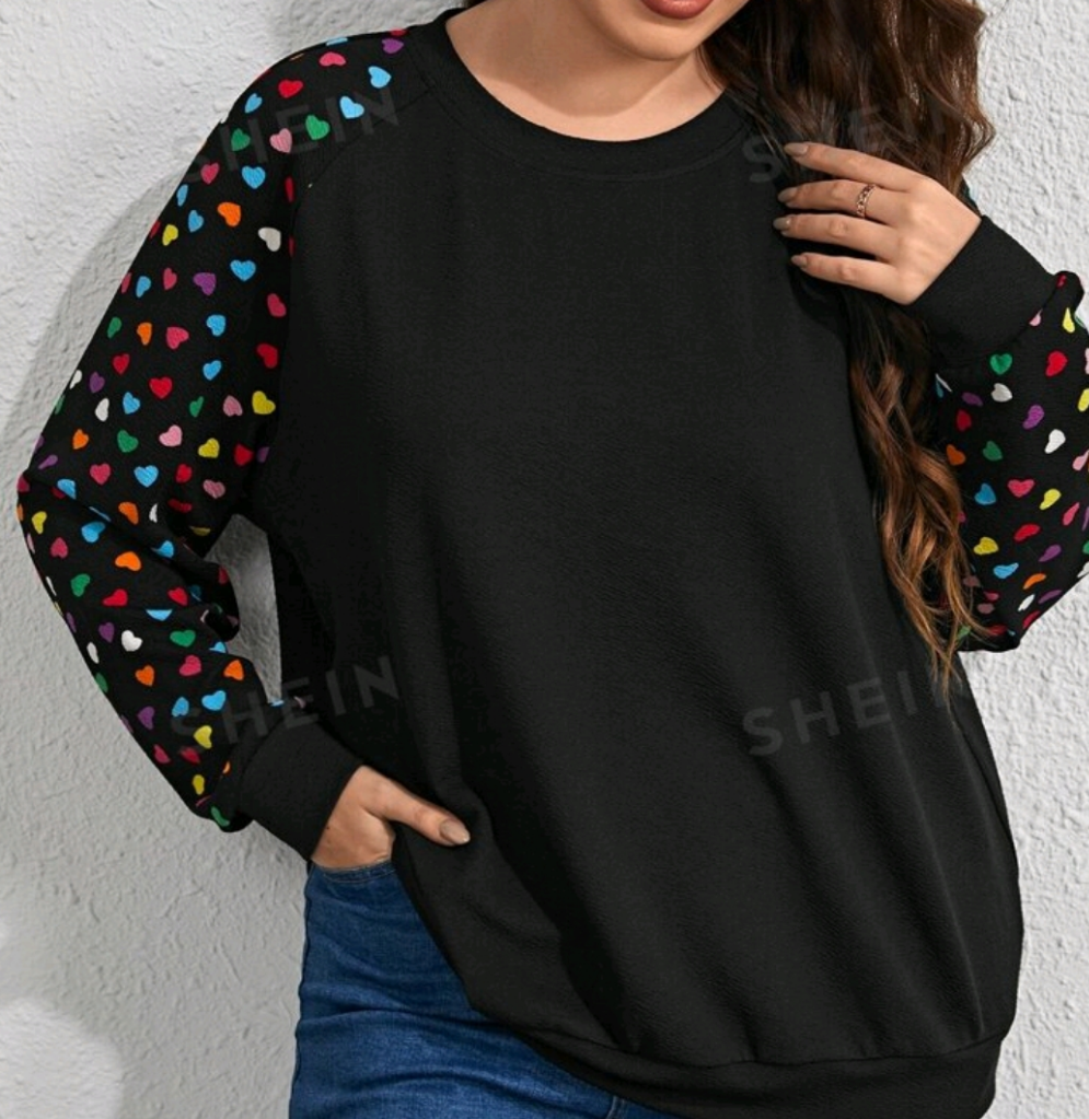 Plus Size Heart Print Sleeves