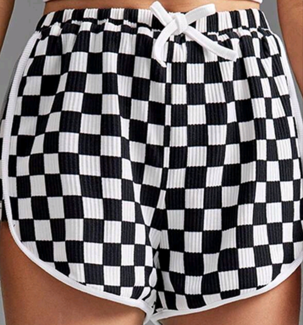 Tween Girls Checkered Shorts