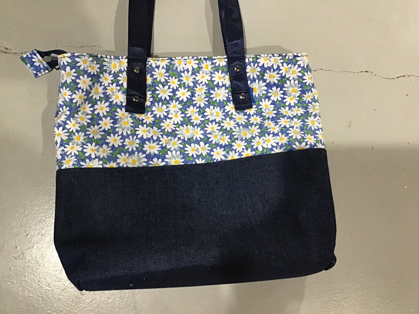 Daisy Tote Bag
