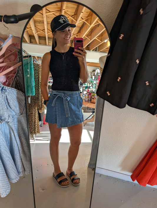 DENIM BOW SKORT
