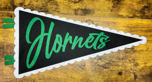 Pennant: Hornets (Script Scalloped)