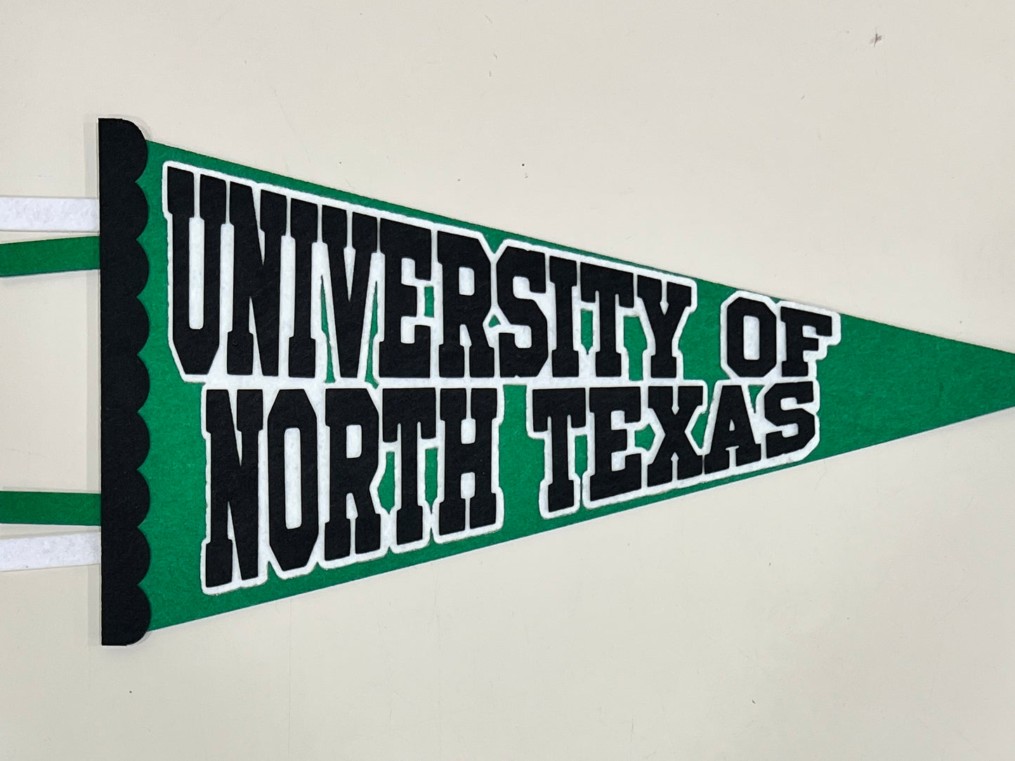 Pennant: UNT