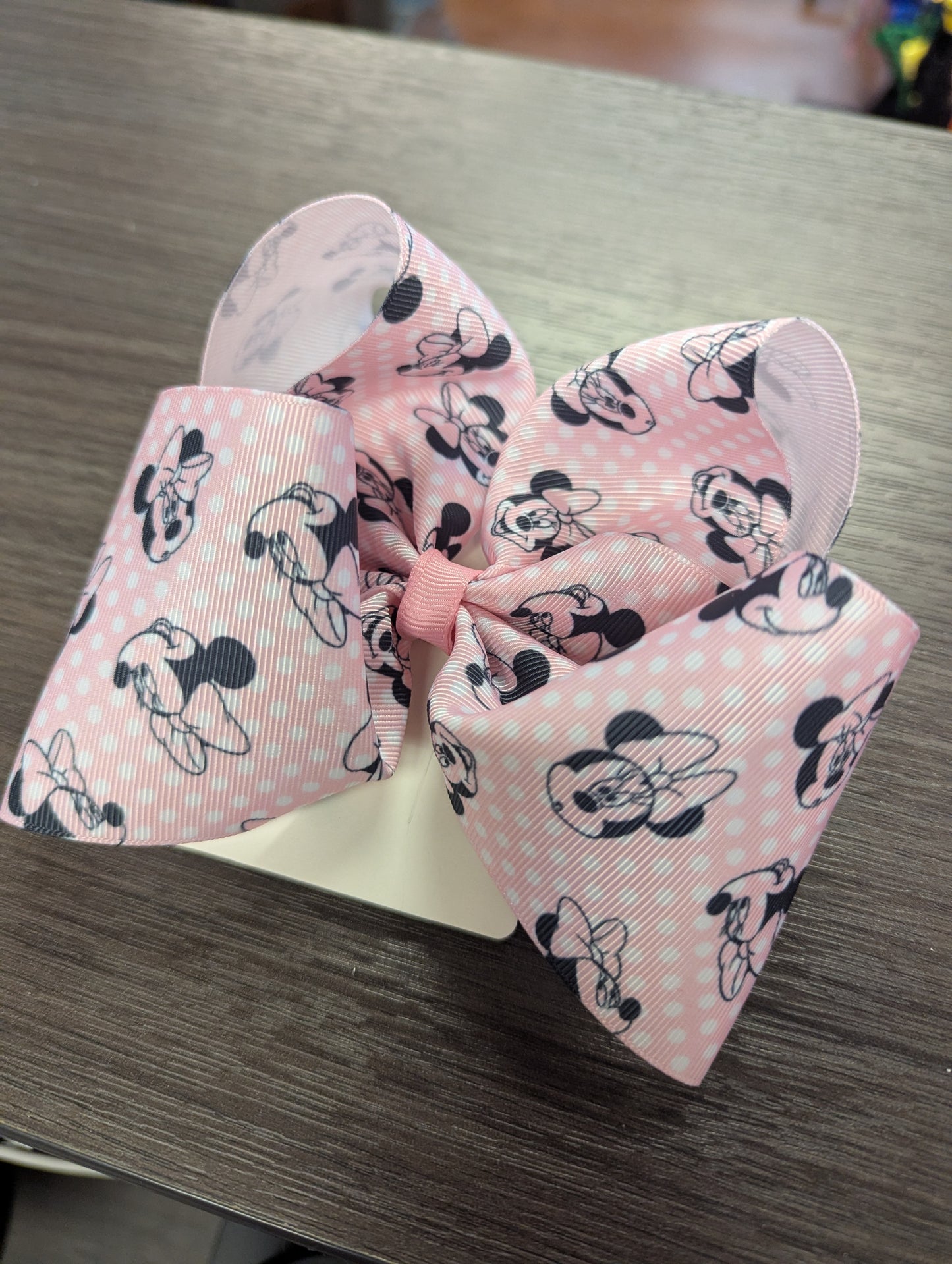 Minnie Bow