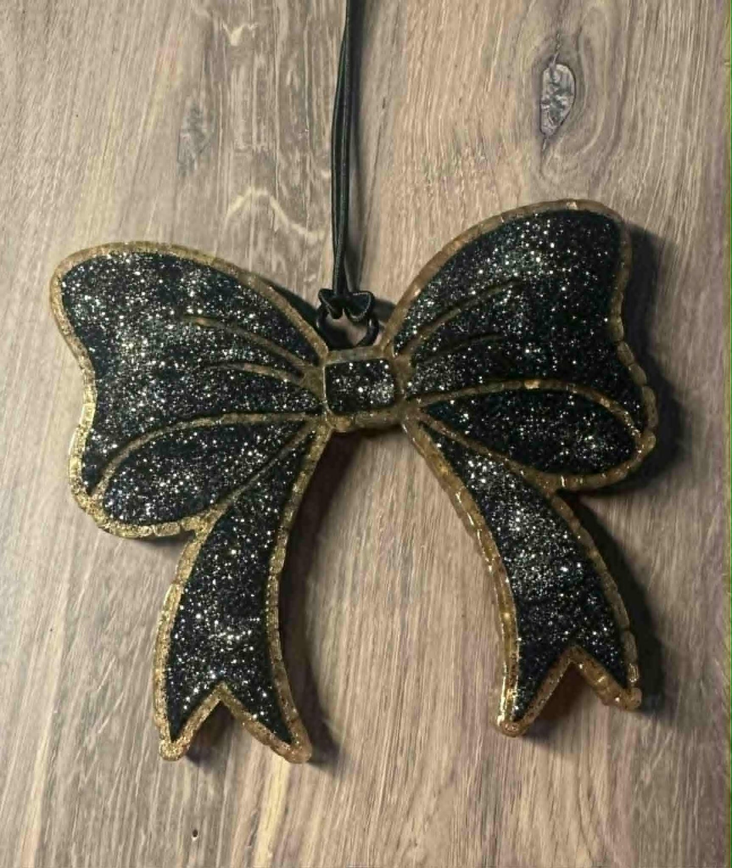 Black Bow- Sol Rio