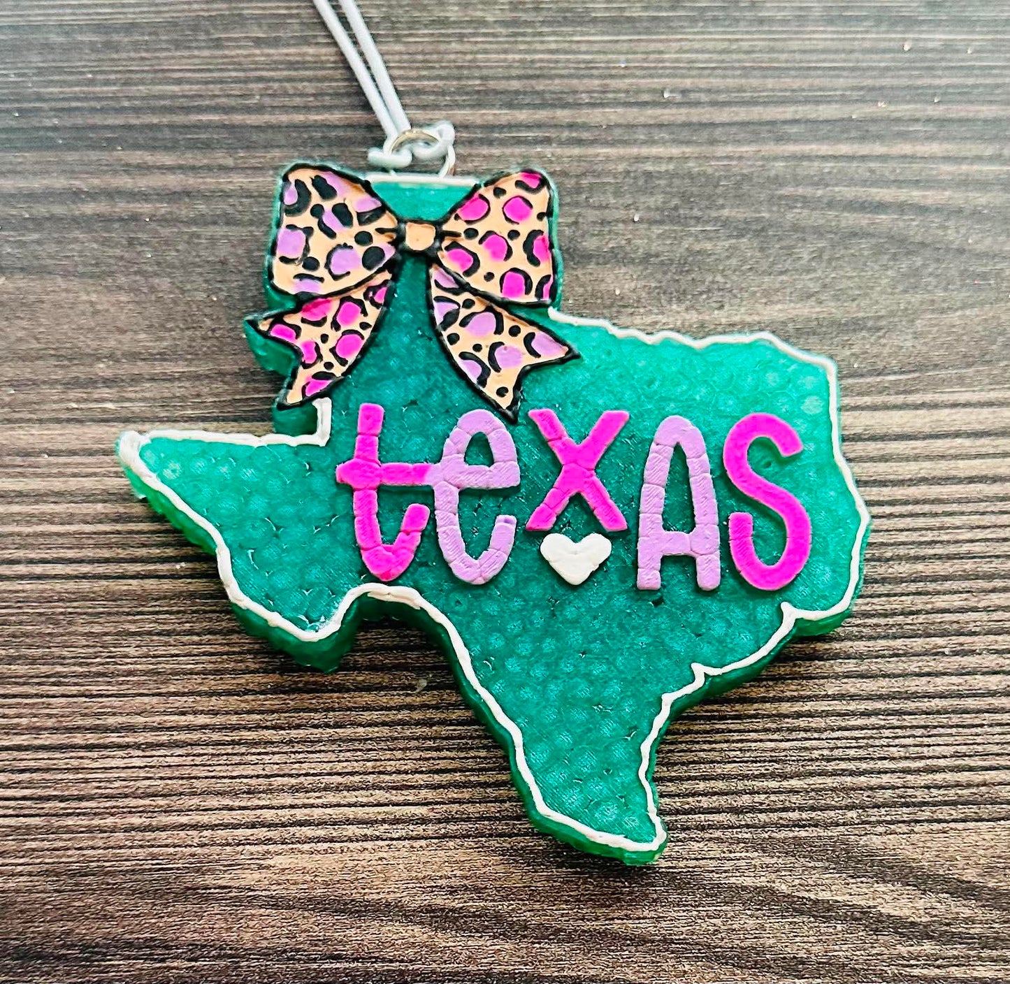 TX W/ Bow- Howdy Honey