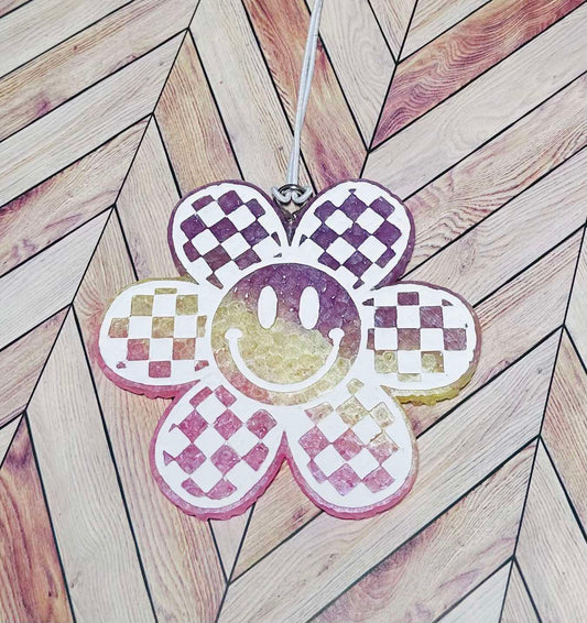 Checkered Flower Smile - Sol #40