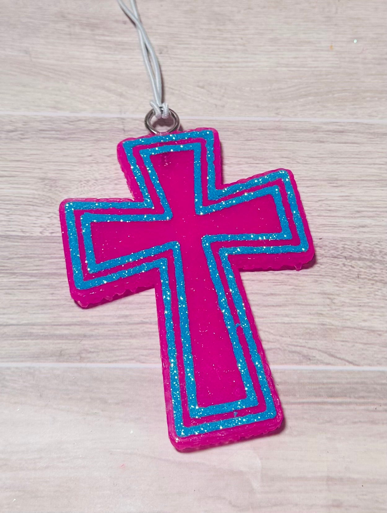Pink Cross - Live Fresh