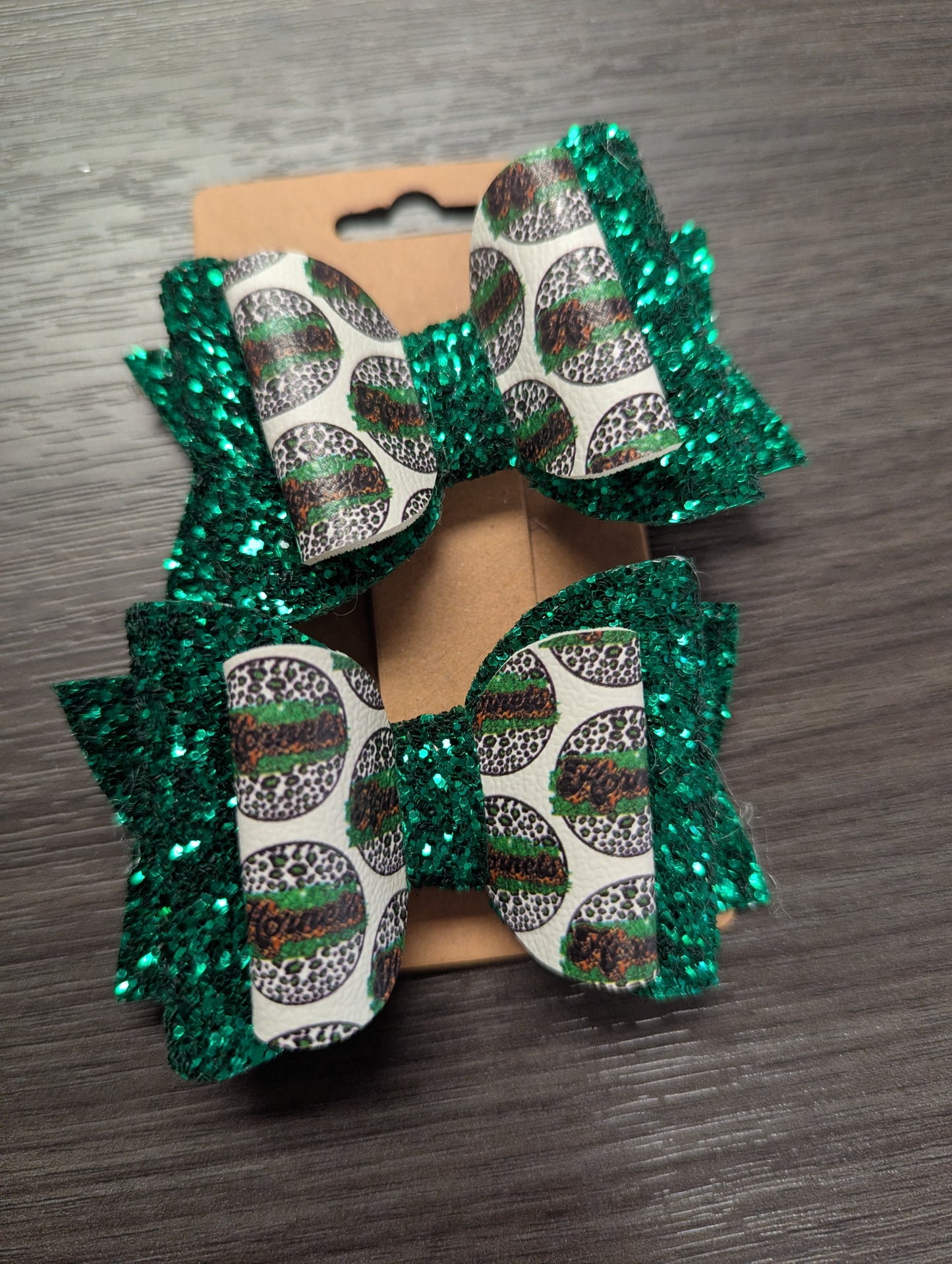 Piggie Glitter Bows