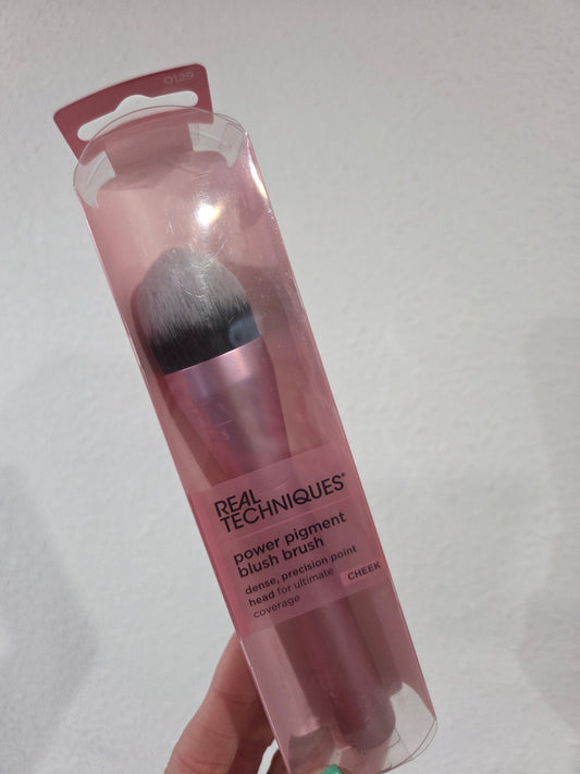 Real Techniques Blush Brush