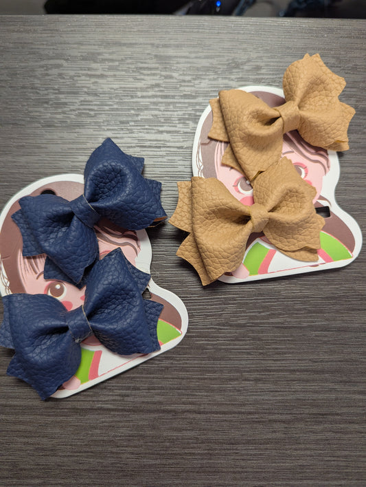 Piggie Leather Bows