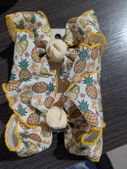 Pineapple Piggie w/ Stitch