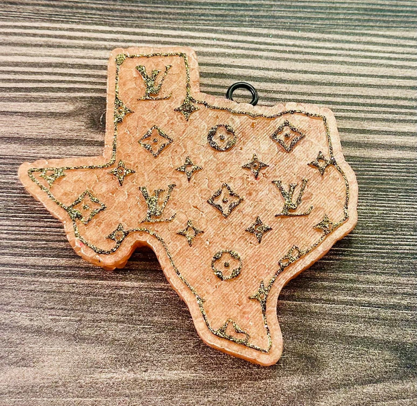 LV Texas - Champagne Toast