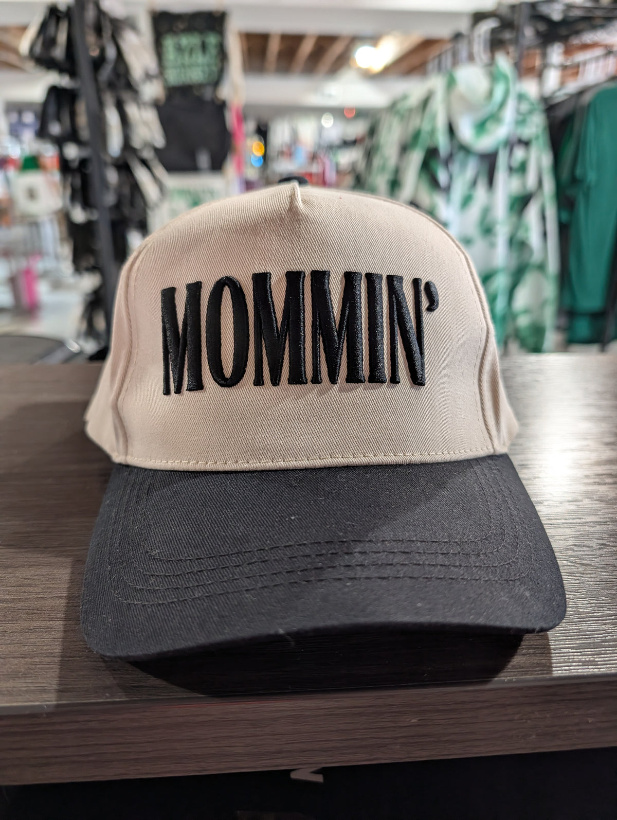 Mommin' - Blk/Cream
